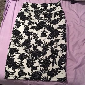 Cassie skirt